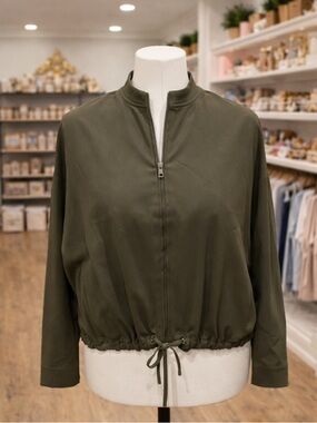 White Birch Olive Zip Front Drawstring Top XL Lightweight Jacket Gunmetal Zipper